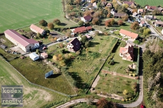 stavební pozemek 1.439 m2 v Horním Přímu